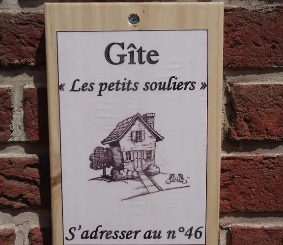 Les Petits Souliers